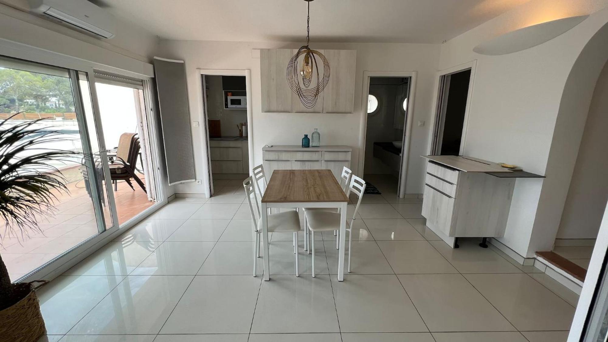רוזס Precioso Apartamento Moderno En Primera Linea Del Mar Av-11 מראה חיצוני תמונה