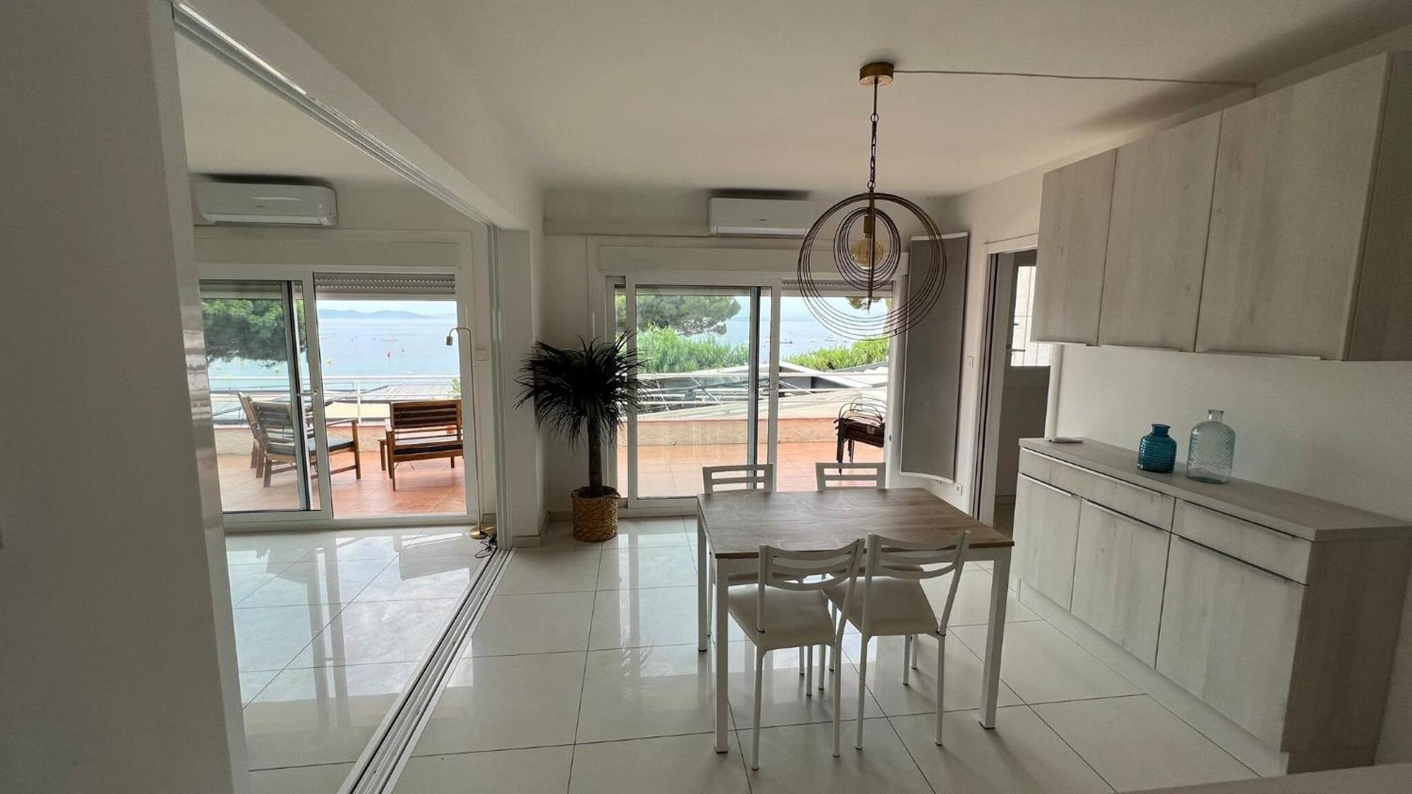 רוזס Precioso Apartamento Moderno En Primera Linea Del Mar Av-11 מראה חיצוני תמונה
