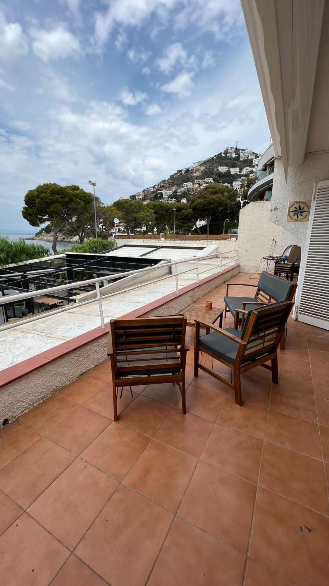 רוזס Precioso Apartamento Moderno En Primera Linea Del Mar Av-11 מראה חיצוני תמונה