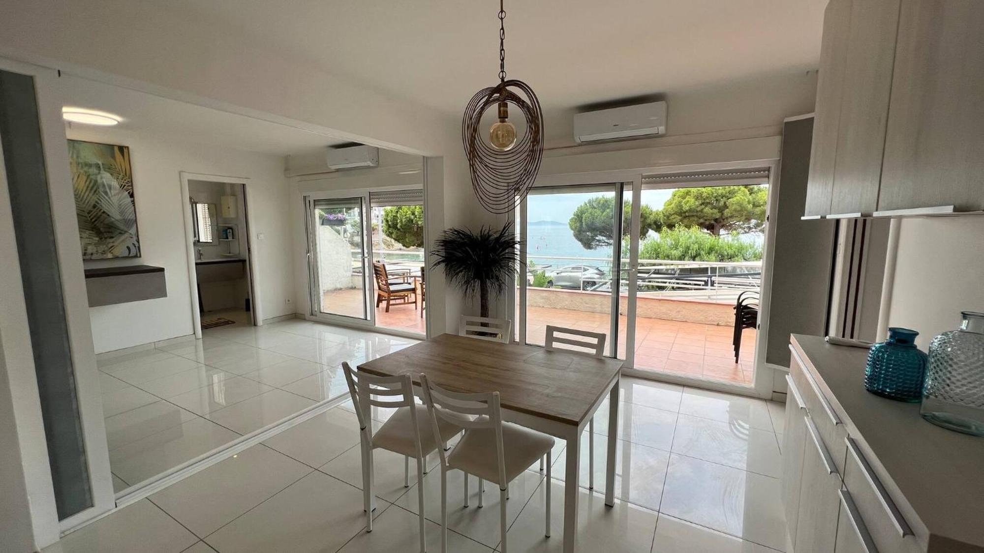 רוזס Precioso Apartamento Moderno En Primera Linea Del Mar Av-11 מראה חיצוני תמונה